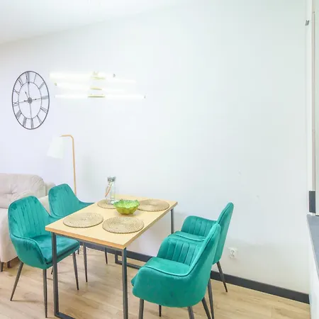 Apartament Z Balkonem Na Letniej Apartman Kłodzko
